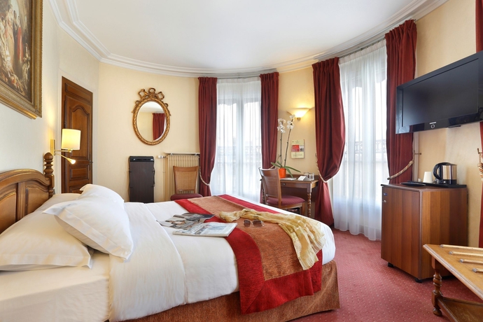 Imagen de la habitación del Hotel The Originals City Paix Republique. Foto 9