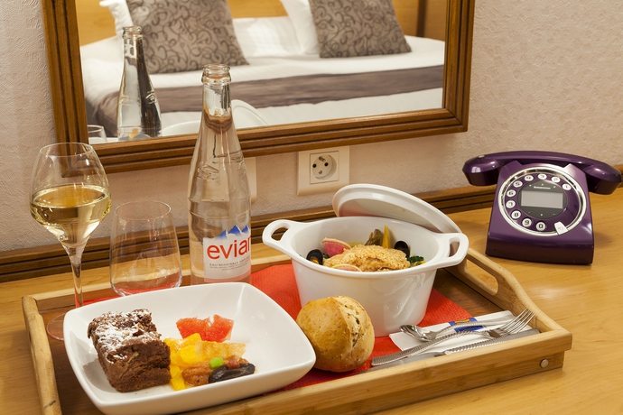 Imagen de la habitación del Hotel The Originals City, Paray-le-monial. Foto 13