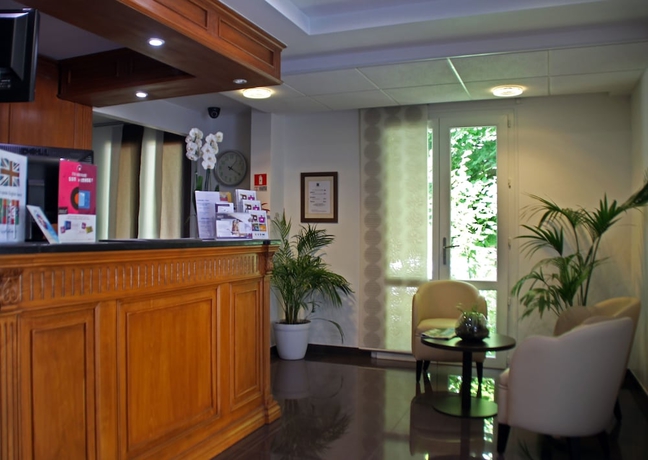 Imagen de los interiores del Hotel The Originals City, Paris Sud, Orly-draveil. Foto 19