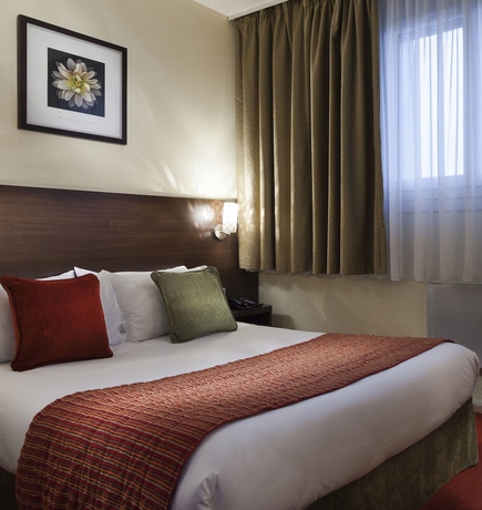 Imagen de la habitación del Hotel The Originals City, Paris Sud, Orly-draveil. Foto 11