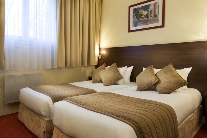 Imagen de la habitación del Hotel The Originals City, Paris Sud, Orly-draveil. Foto 15