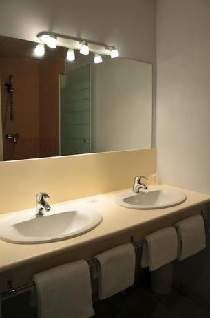 Imagen general del Hotel The Originals City, Pic Epeiche, Tours Sud. Foto 3