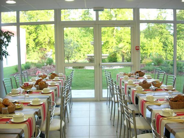 Imagen general del Hotel The Originals City, Pic Epeiche, Tours Sud. Foto 4