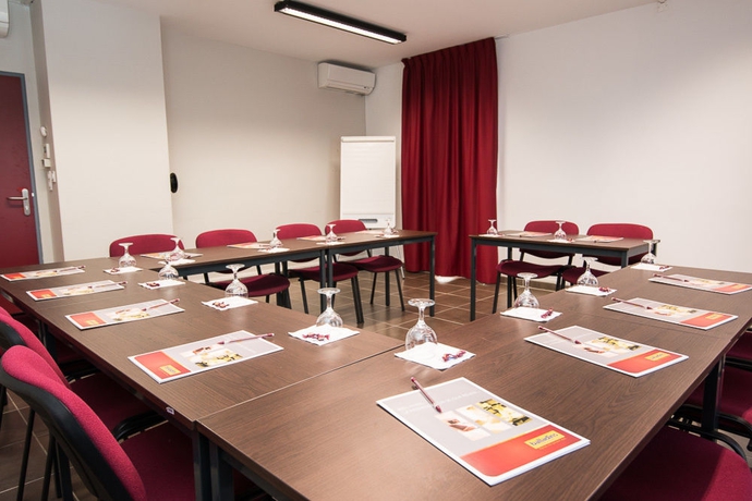 Imagen de los interiores del Hotel The Originals City, Pont Rouge, Carcassonne. Foto 13