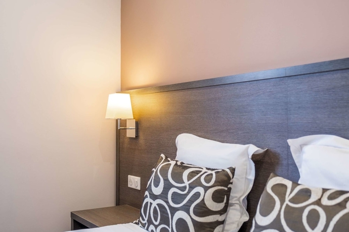 Imagen de la habitación del Hotel The Originals City, Régina, Périgueux. Foto 6