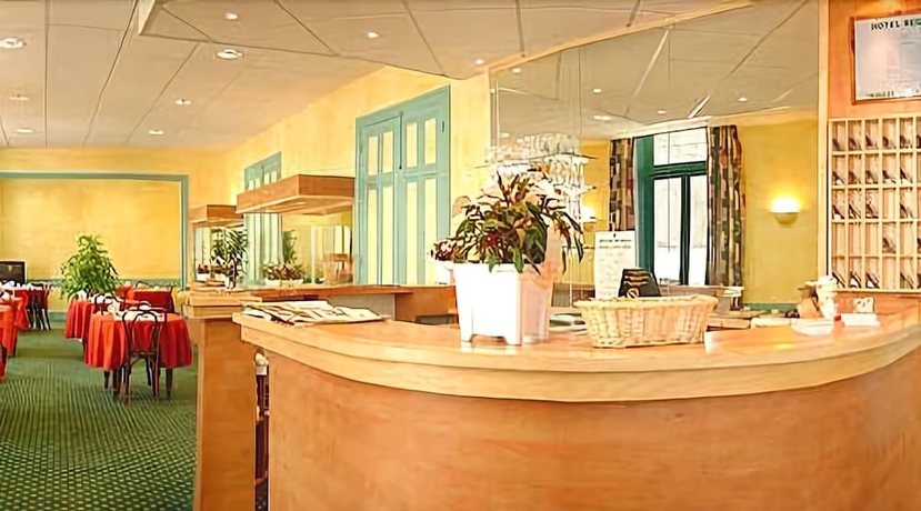 Imagen de los interiores del Hotel The Originals City, Régina, Périgueux. Foto 18