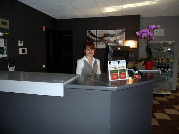 Imagen de los interiores del Hotel The Originals City, Restaurant L'Ormichal Dijon Sud. Foto 14