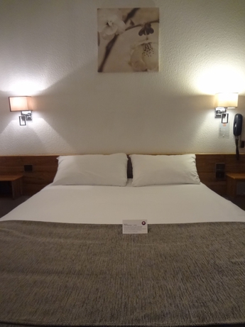 Imagen de la habitación del Hotel The Originals City, Solana, Niort Est. Foto 4