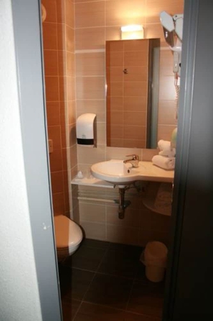 Imagen de la habitación del Hotel The Originals City, Valence Est. Foto 14