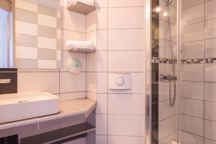 Imagen de la habitación del Hotel The Originals City, Valence Est. Foto 18