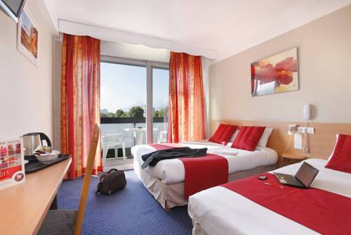 Imagen general del Hotel The Originals City, Villancourt. Foto 2