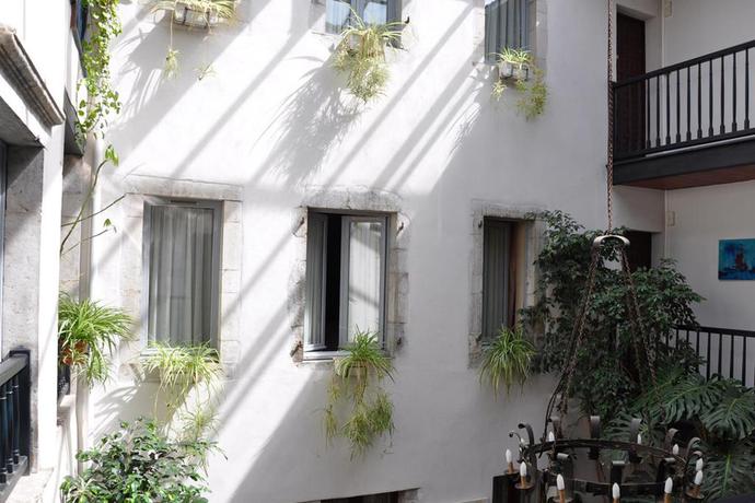 Imagen general del Hotel The Originals City, la Reine Jeanne, Orthez (inter-hotel). Foto 5