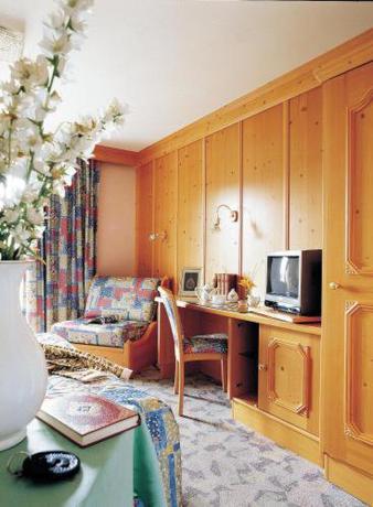 Imagen de la habitación del Hotel The Originals Le Bois Joli (ex Relais Du Sil. Foto 6