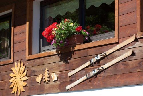 Imagen de la habitación del Hotel The Originals Le Bois Joli (ex Relais Du Sil. Foto 7