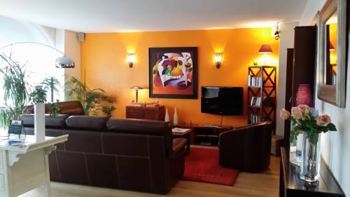 Imagen de la habitación del Hotel The Originals Les Oc&eacute;anes. Foto 2