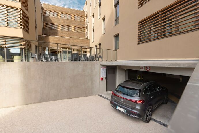 Imagen general del Hotel The Originals Résidence Aix Schuman. Foto 11