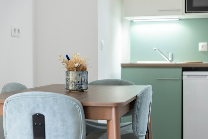 Imagen general del Hotel The Originals Résidence Aix Schuman. Foto 14