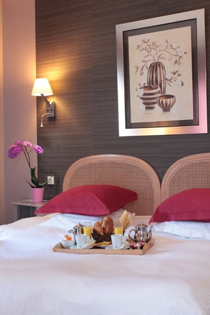 Imagen de la habitación del Hotel The Originals Relais, Grand De Courtoisville. Foto 12