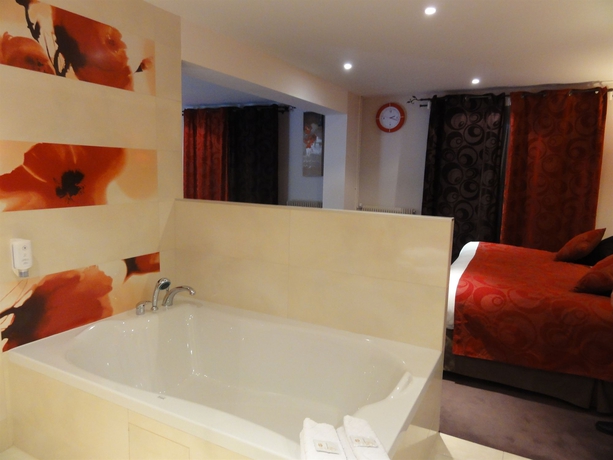 Imagen de la habitación del Hotel The Originals Relais, Restaurant Les Coquelicots. Foto 4