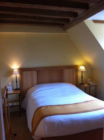 Imagen de la habitación del Hotel The Originals Relais, St Laurent. Foto 5