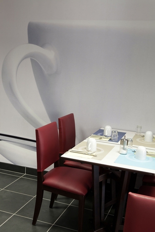 Imagen del bar/restaurante del Hotel The Originals Residence, Kosy s Grenoble Les Cèdres. Foto 3