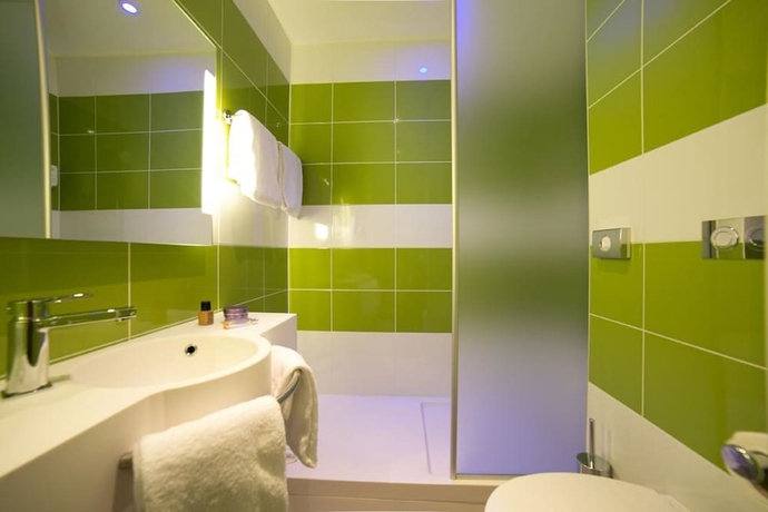 Imagen de la habitación del Hotel The Originals Tours Sud (ex P'tit-dej ). Foto 14