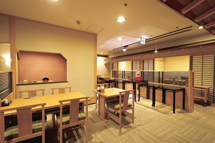 Imagen del bar/restaurante del Hotel The Orion Naha. Foto 4