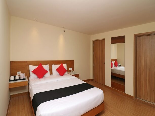 Imagen general del Hotel The Orion Plaza. Foto 4