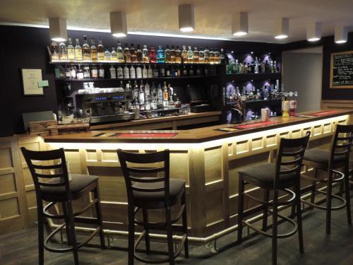 Imagen del bar/restaurante del Hotel The Orkney. Foto 2