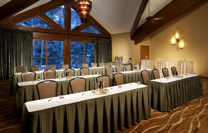 Imagen de los interiores del Hotel The Osprey At Beaver Creek, A Rockresort. Foto 11