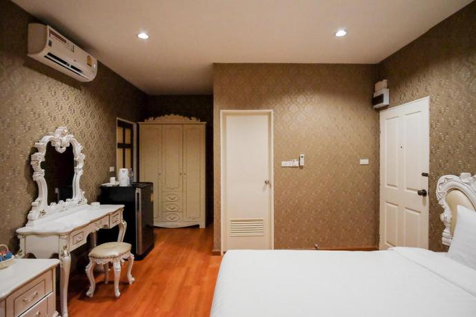 Imagen de la habitación del Hotel The O-zone Airport Inn. Foto 8