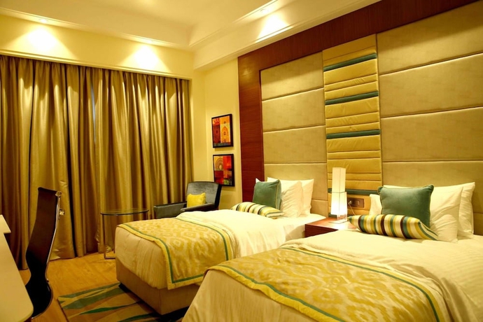 Imagen de la habitación del Hotel The P L Palace Agra. Foto 5
