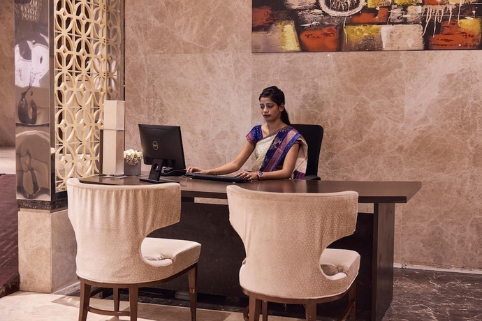 Imagen de los interiores del Hotel The P L Palace Agra. Foto 13