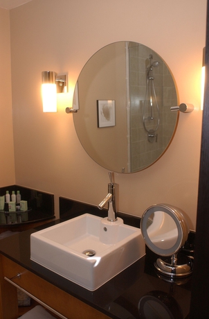 Imagen de la habitación del Hotel The Pacific Inn. Foto 9