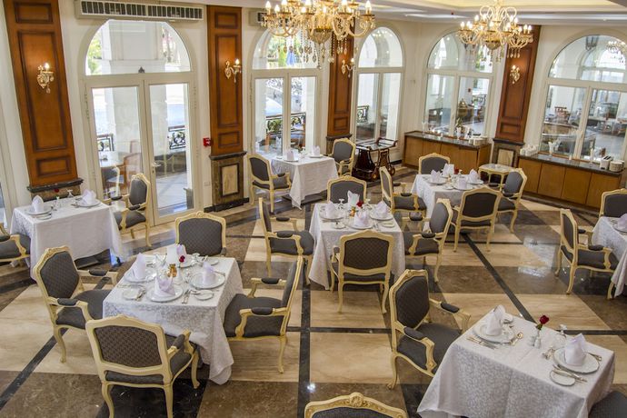Imagen del bar/restaurante del Hotel The Palace - Adults Only. Foto 5