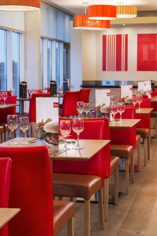 Imagen del bar/restaurante del Hotel The Palace. Foto 5