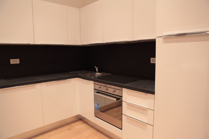 Imagen de la habitación del Hotel The Palace Suites and Apartments. Foto 7