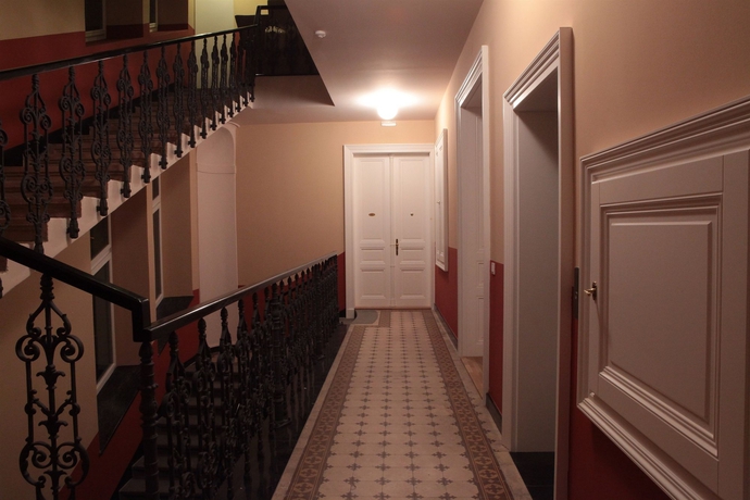 Imagen de los interiores del Hotel The Palace Suites and Apartments. Foto 15