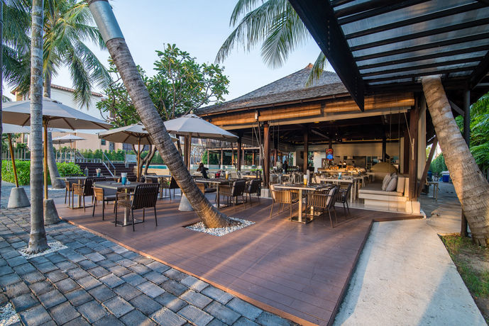 Imagen del bar/restaurante del Hotel The Palayana Hua Hin. Foto 9