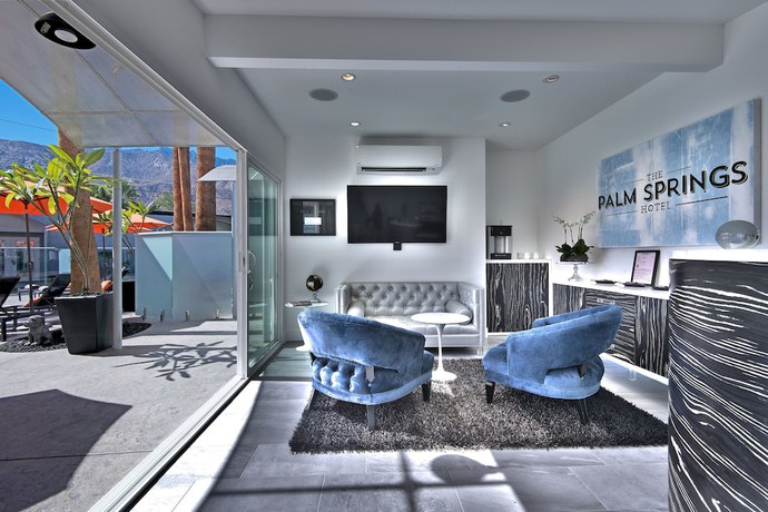 Imagen de los interiores del Hotel The Palm Springs. Foto 17