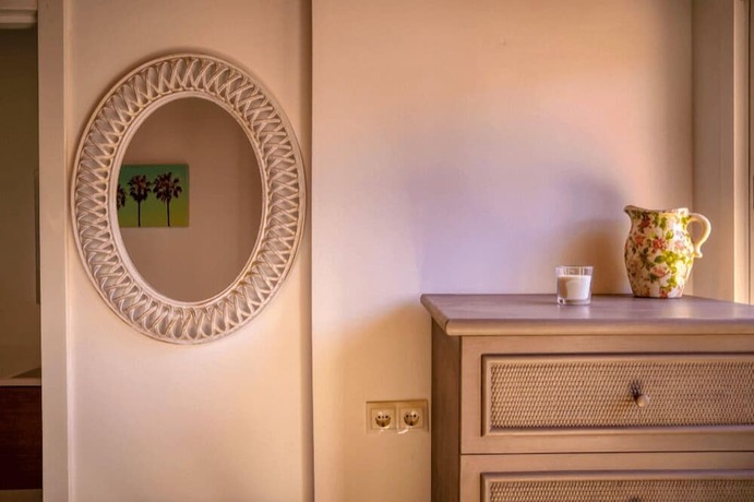 Imagen de la habitación del Hotel The Palms Boutique Resort Malaga - Adults Only. Foto 11