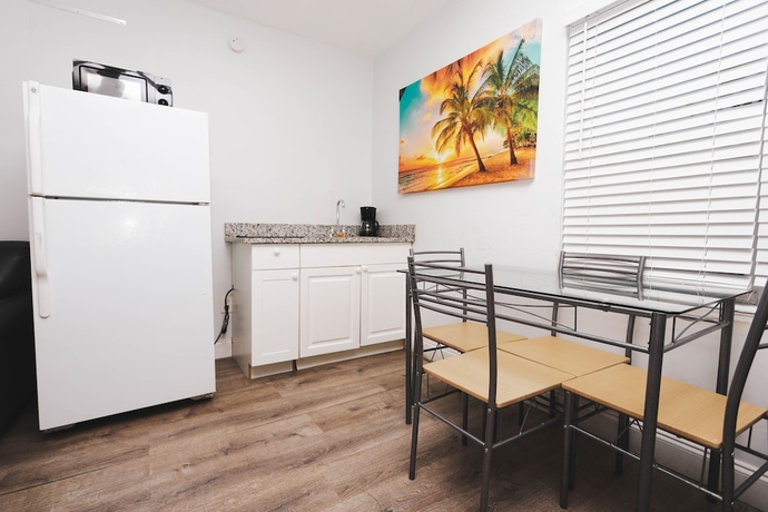 Imagen de la habitación del Hotel The Palms, Hollywood. Foto 17