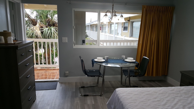 Imagen de la habitación del Hotel The Palms On Ocean. Foto 14