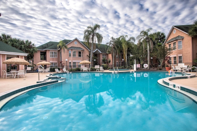 Imagen de la piscina del Hotel The Palms Villas. Foto 15