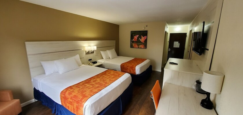 Imagen de la habitación del Hotel The Paragon Of Golden Isles. Foto 14