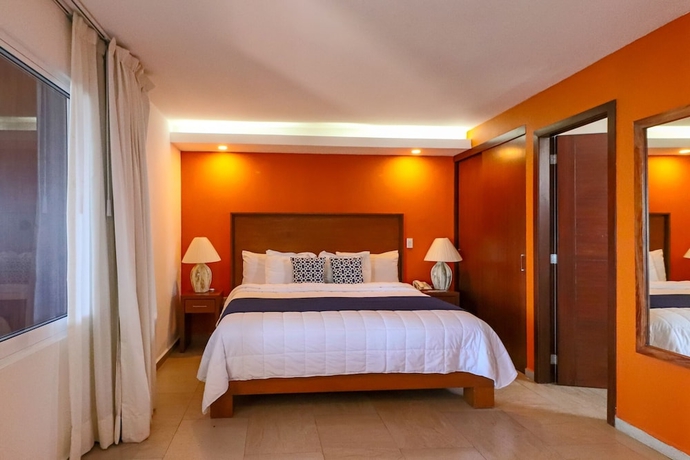 Imagen de la habitación del Hotel The Paramar Beachfront Boutique With Breakfast Included - Downtown Malecon. Foto 2