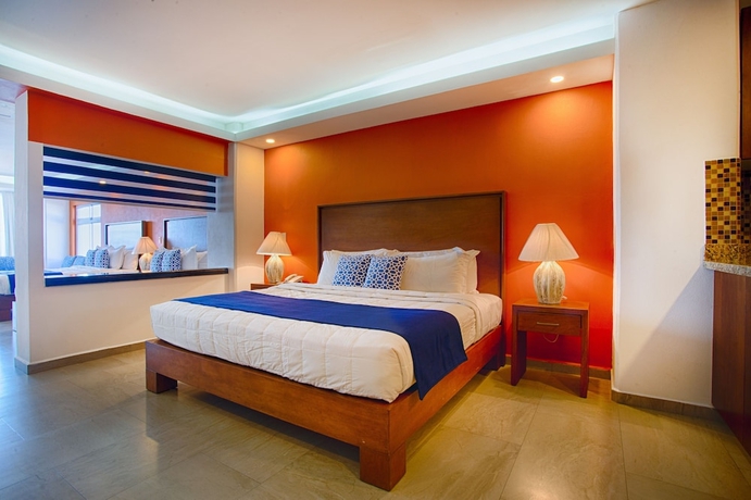 Imagen de la habitación del Hotel The Paramar Beachfront Boutique With Breakfast Included - Downtown Malecon. Foto 8
