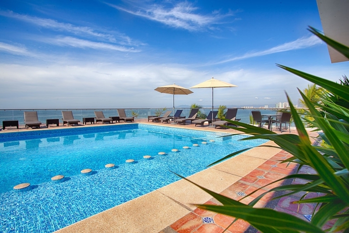 Imagen general del Hotel The Paramar Beachfront Boutique With Breakfast Included - Downtown Malecon. Foto 1