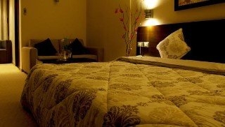 Imagen de la habitación del Hotel The Parisian. Foto 3