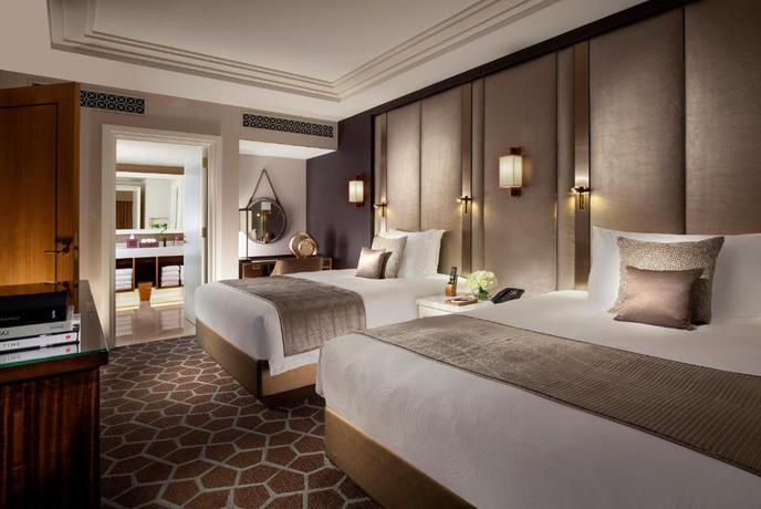 Imagen de la habitación del Hotel The Parisian Macao. Foto 12